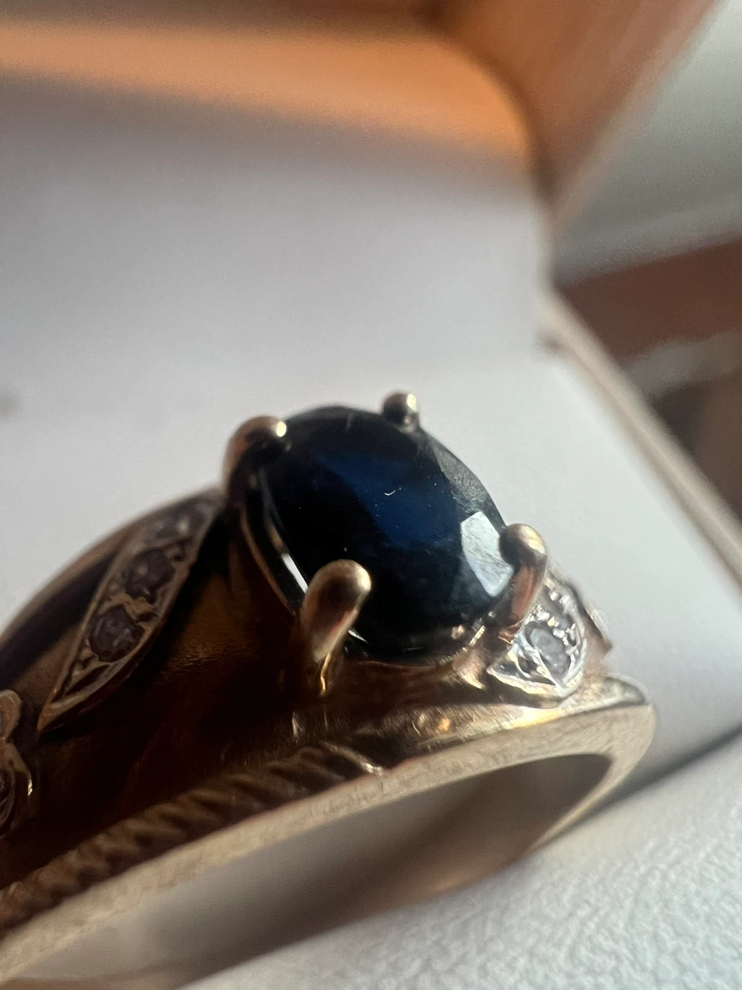 10 k Sapphire and Diamond Ring - photo 4