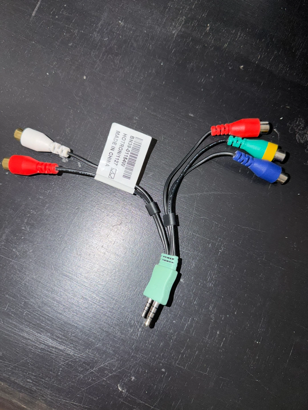 3.5mm + 2.5mm to 5rca Av Component Adapter Cord