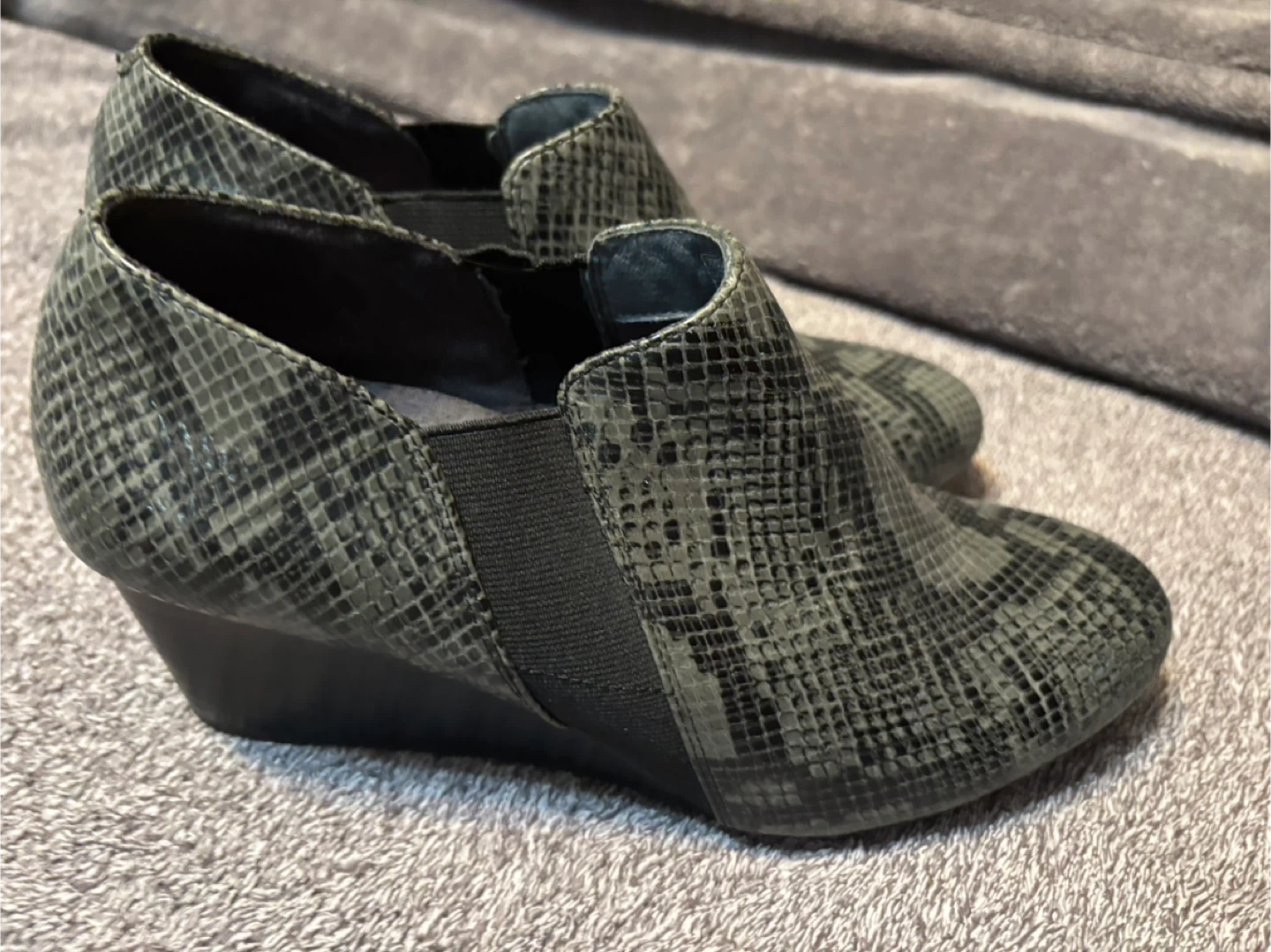 Vionic Women's Grey Snake Print Slip-On Wedge Ankle Boots - photo 3