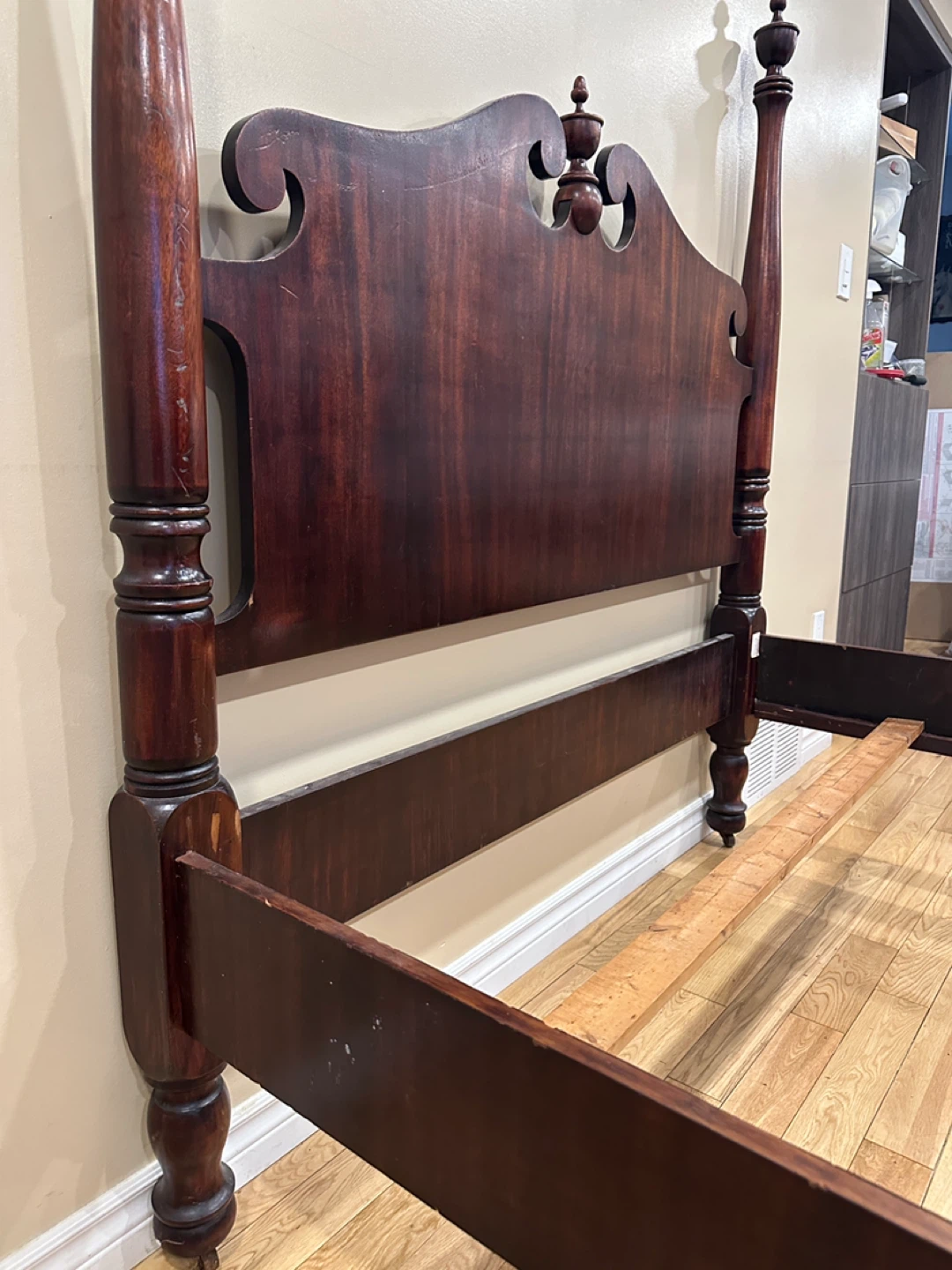 Vintage Solid Wood Full / Double Poster Bed (CAN DELIVER) - photo 3
