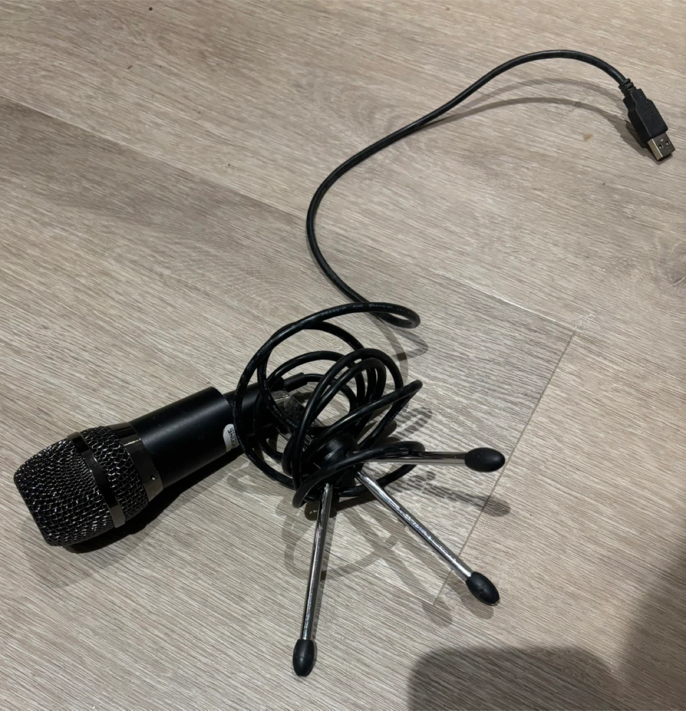 USB Microphone with Desktop Stand