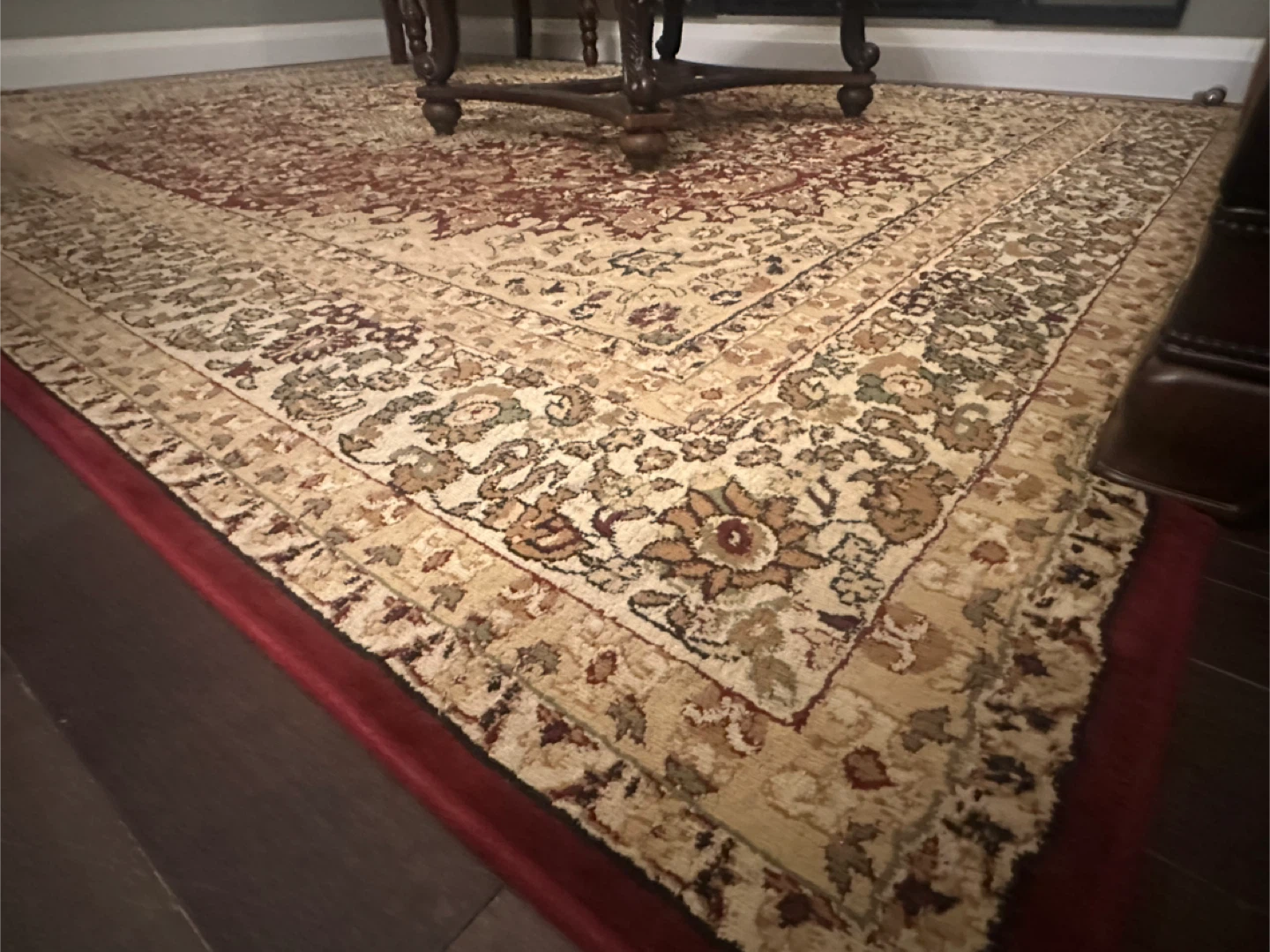 Ornate Area Rug - photo 2