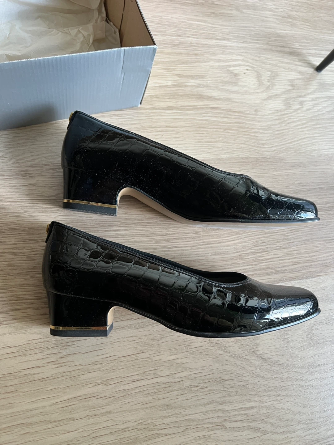 Ara Black Patent Croc Embossed Heels