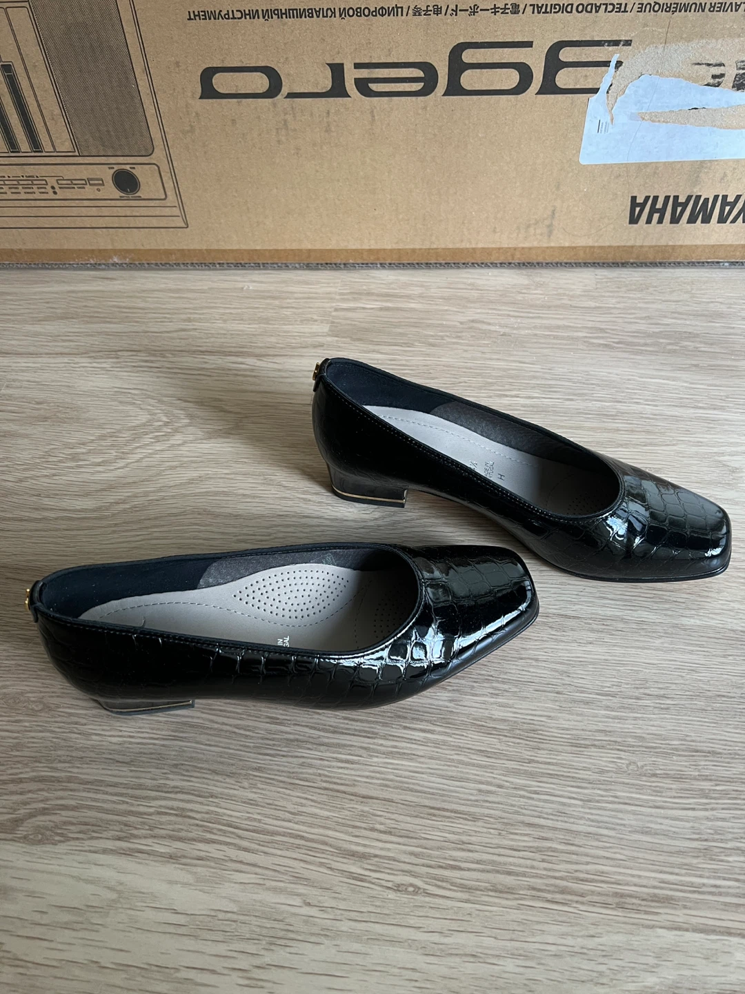 Ara Black Patent Croc Embossed Heels - photo 3
