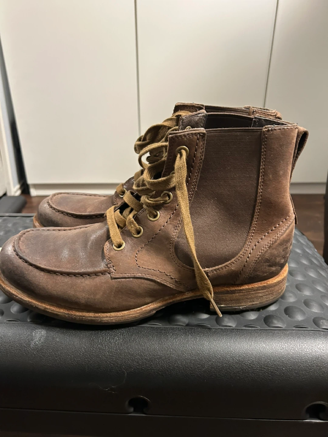UGS Men's Brown Leather Lace-Up Ankle Boots