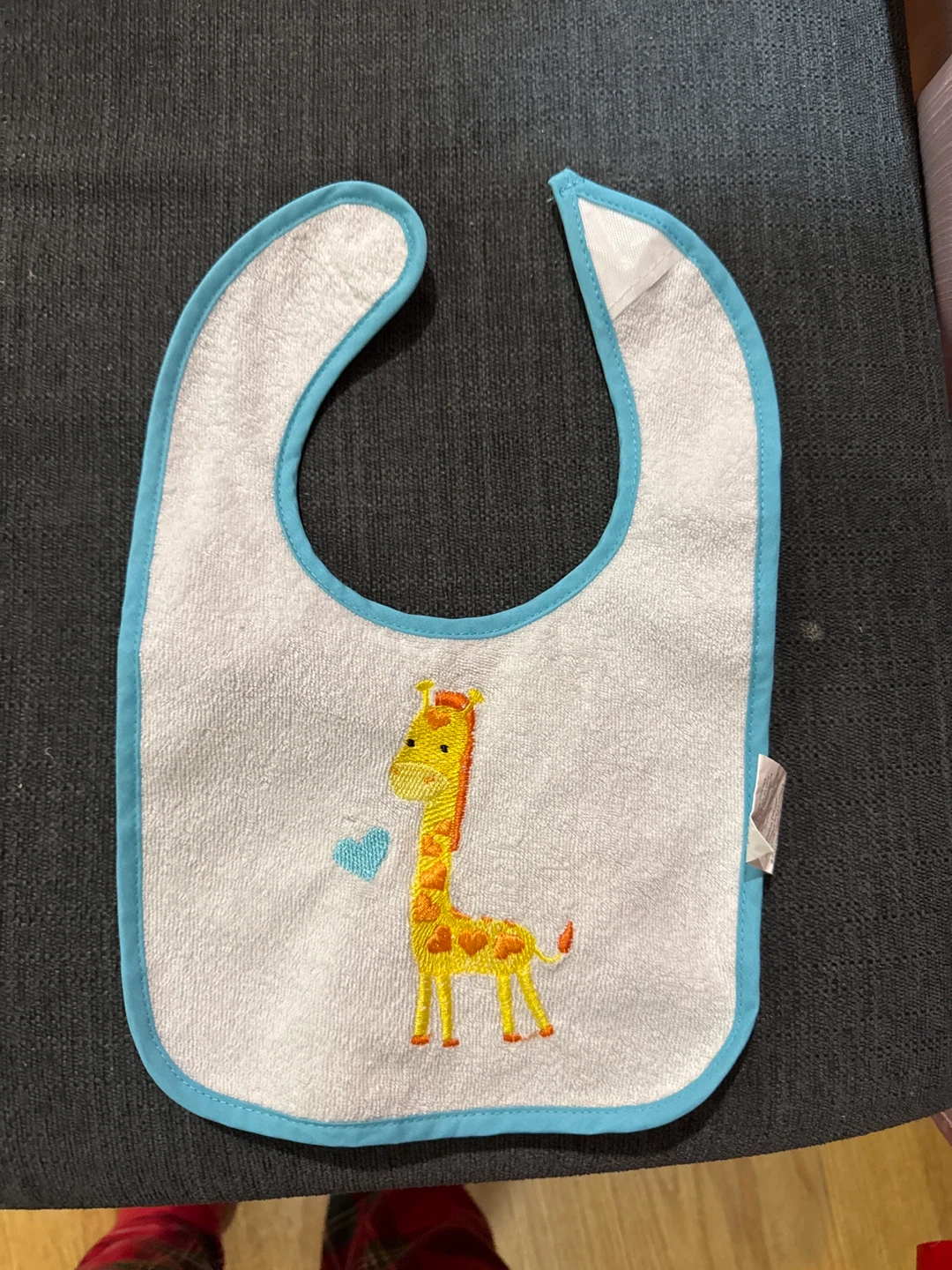 giraffe bib