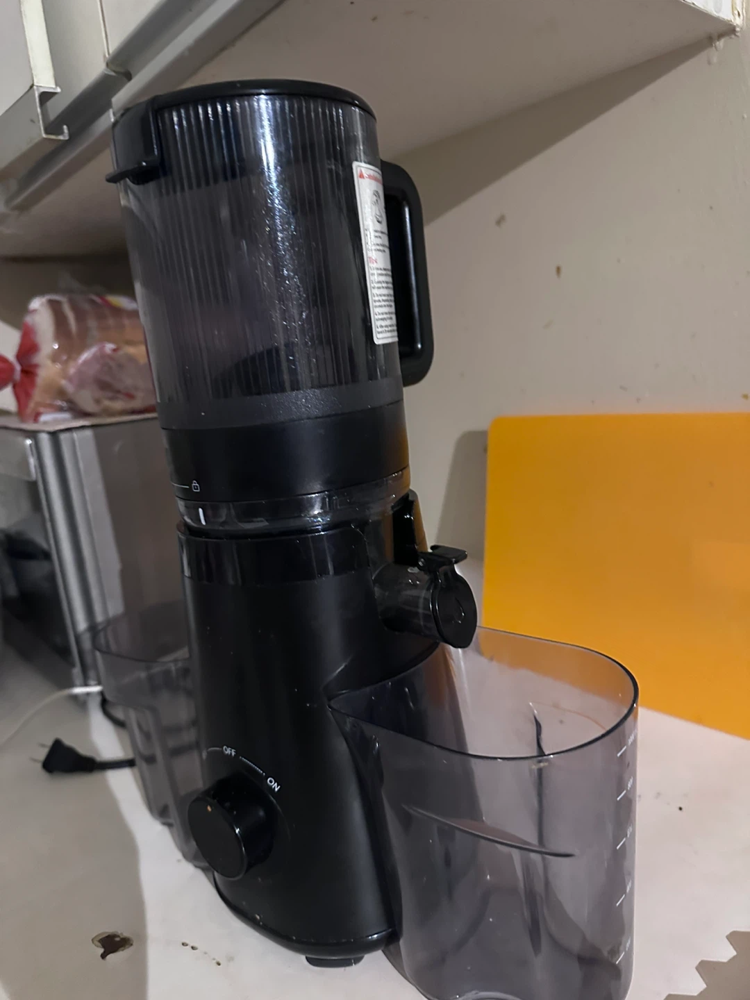 Slow press juicer used in summer - photo 2