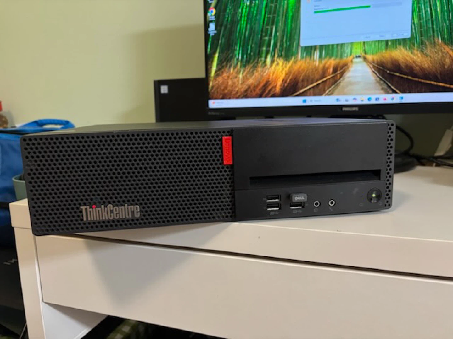 Lenovo i5 8GB 256gb ssd sff computer