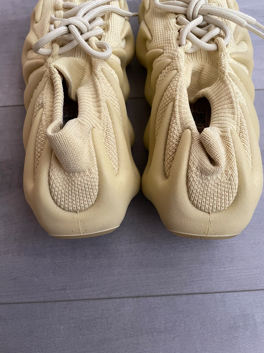 Yeezy Foam Runner Yellow - Size 11 - photo 2