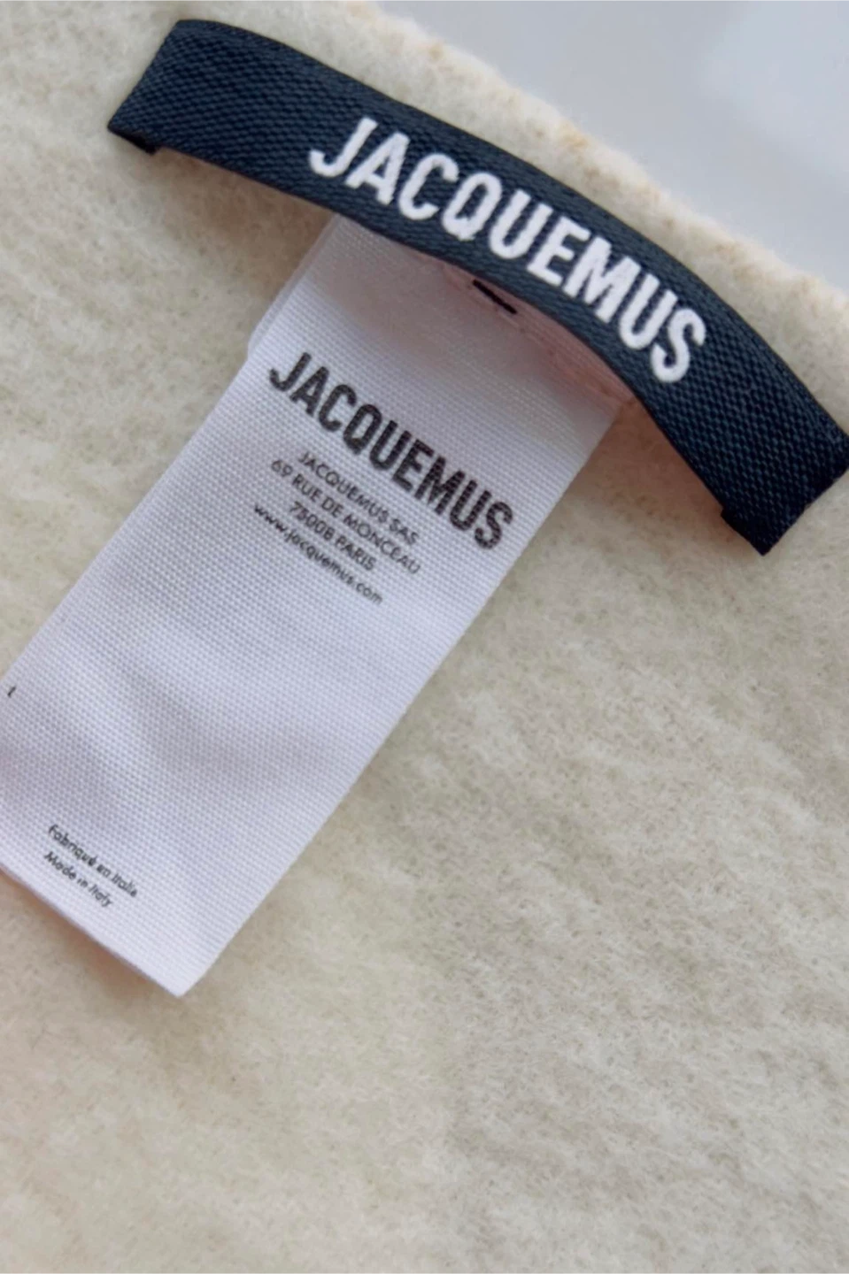 Jacquemus L'écharpe Rond Carré Fringed Scarf - photo 3