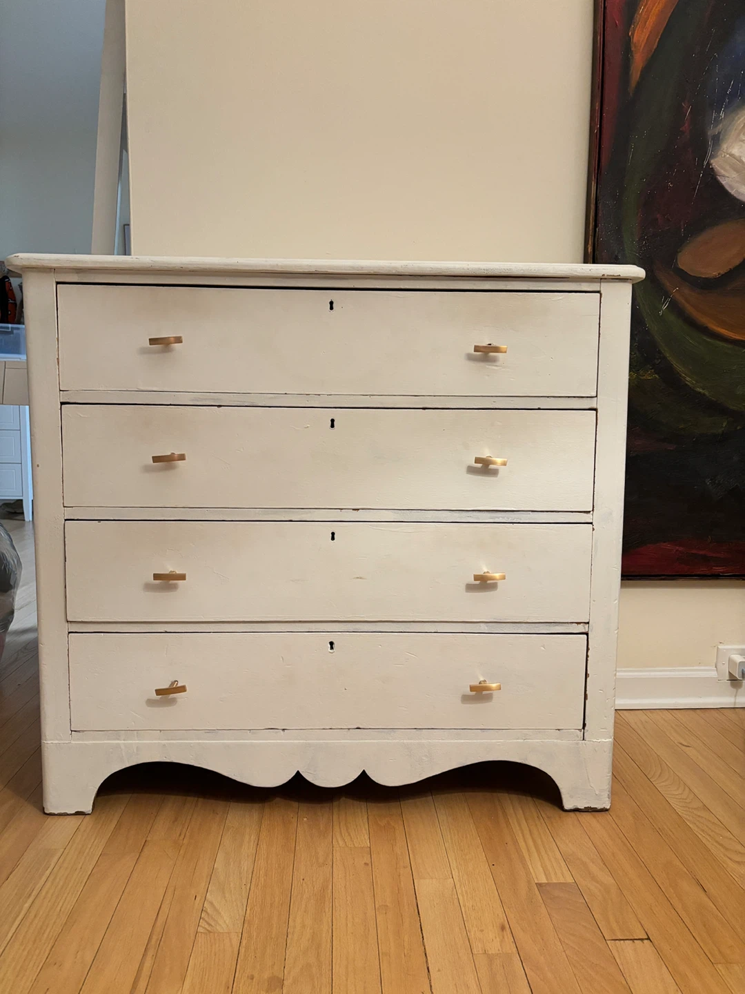 Vintage 4-Drawer Dresser
