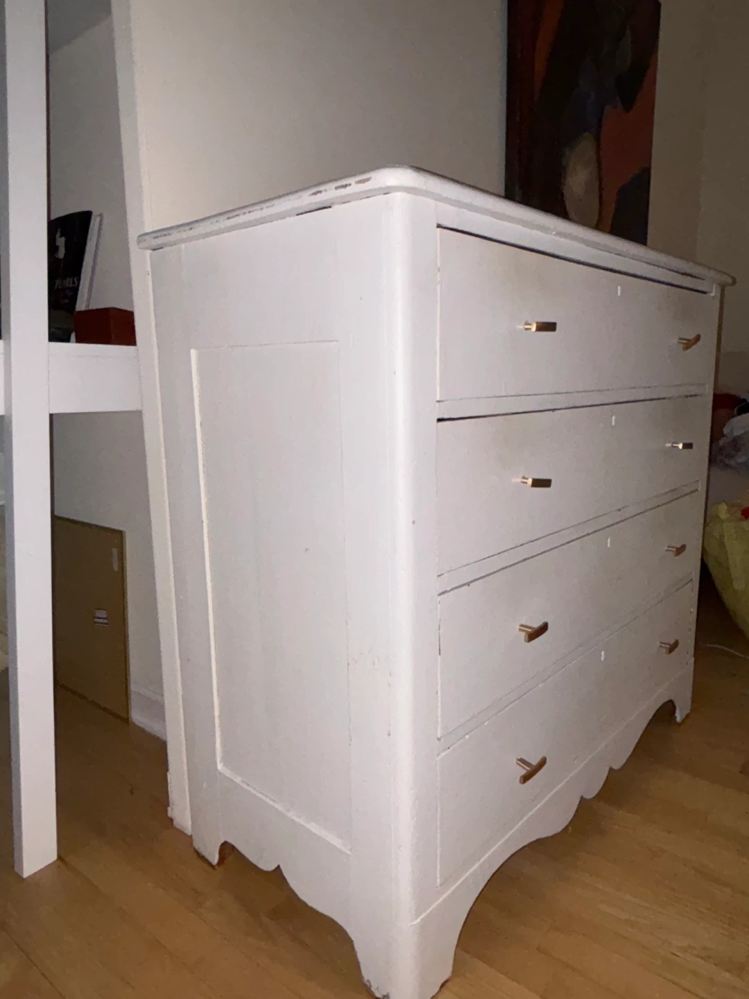 Vintage 4-Drawer Dresser - photo 5