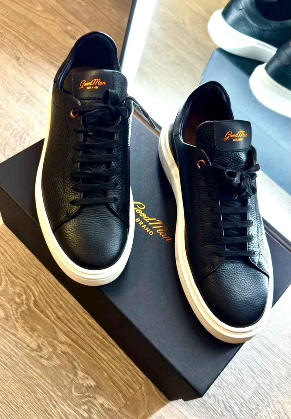 Good Man Brand Legend London Sneakers Men  Authentic.