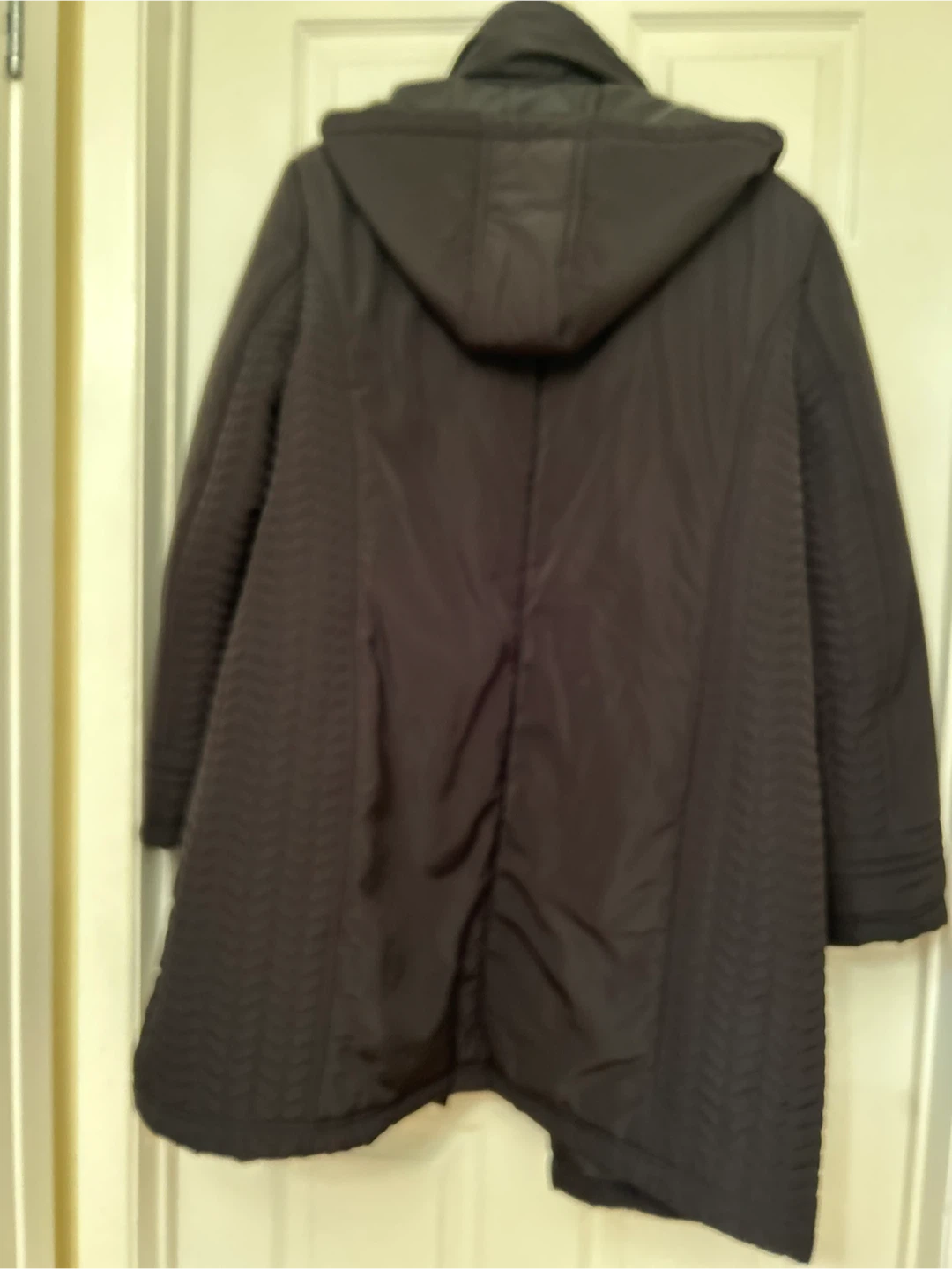 La Madona Outerwear Black Puffer Coat - Size XL - photo 2
