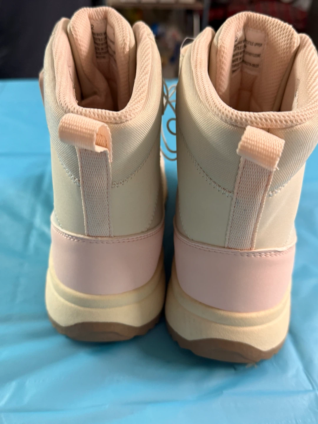 Girls Pink and Cream Waterproof Snow Boots Size 2 - photo 5