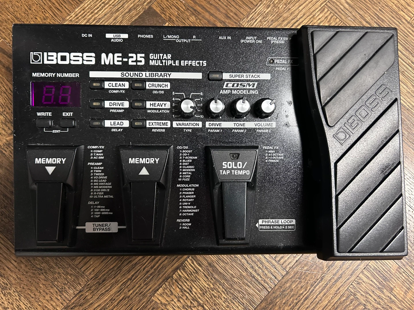 BOSS ME-25 Guitar Multiple Effects Pedal