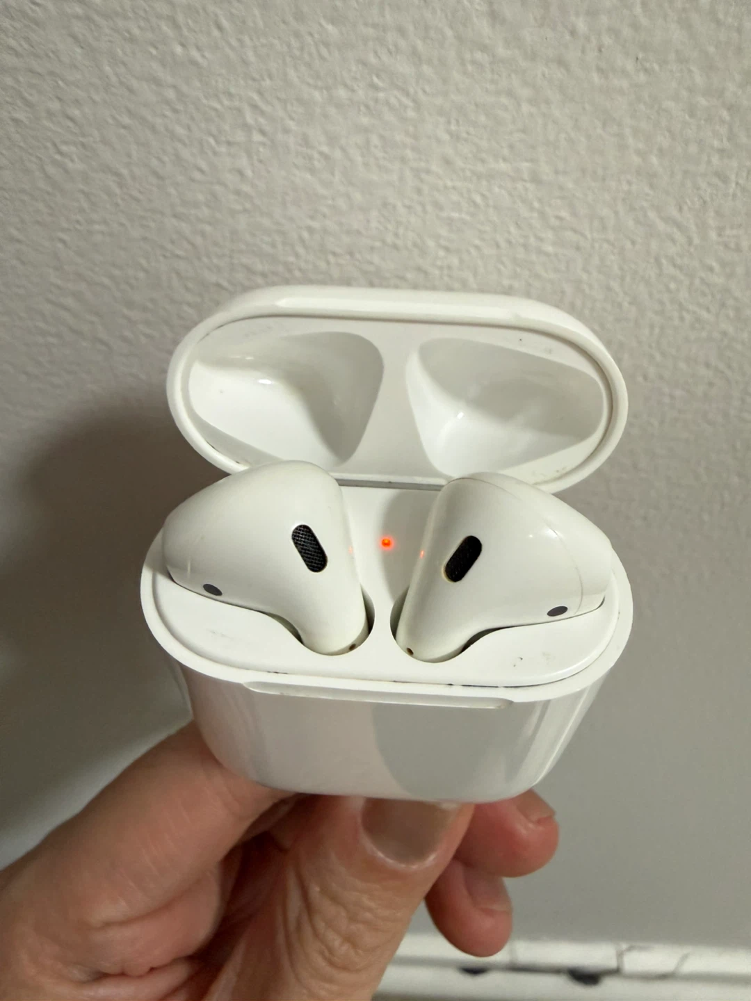 AirPods (1st Gen), Works Well, $20 - photo 4
