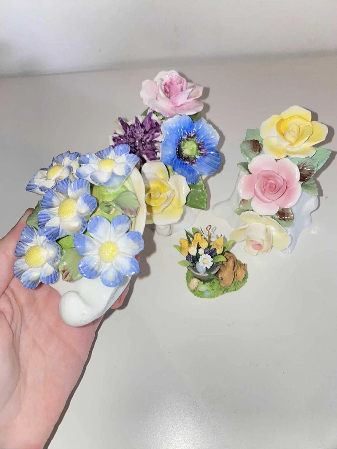 Vintage Porcelain Flowers - photo 4