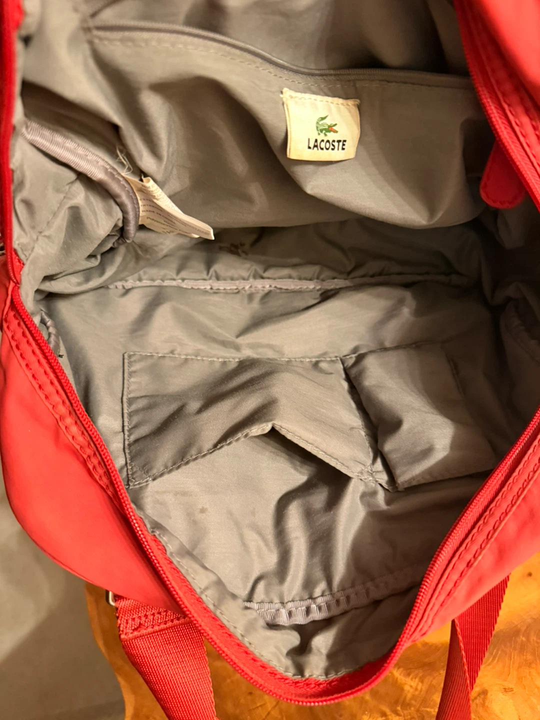 Red Lacoste Handbag🏆 - photo 3