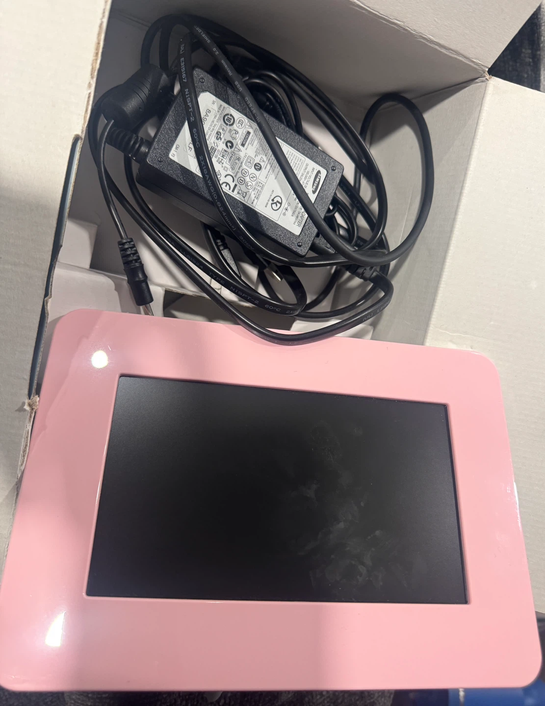 Samsung SPF-71E Digital Photo Frame - photo 2