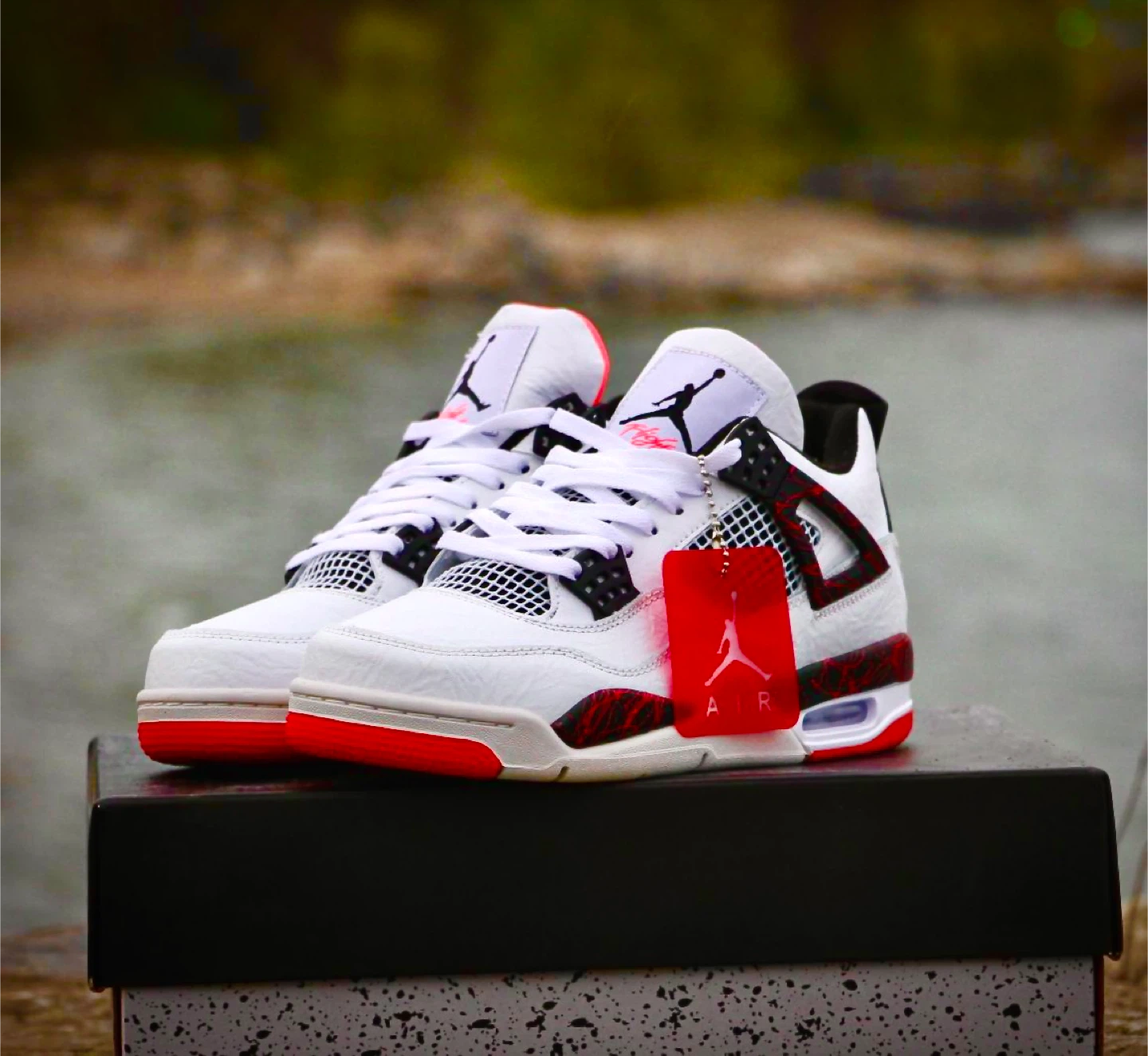 Air Jordan 4 Retro White Red