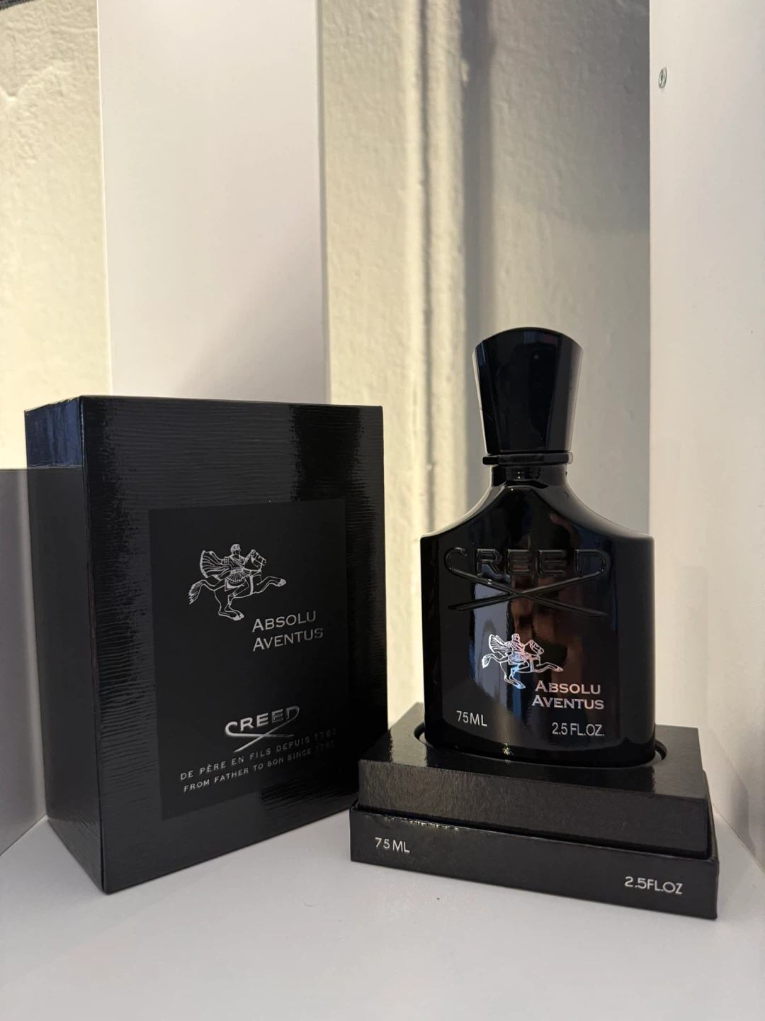 Creed Absolu Aventus Eau de Parfum for Men, 75ML/2.5FL.OZ.