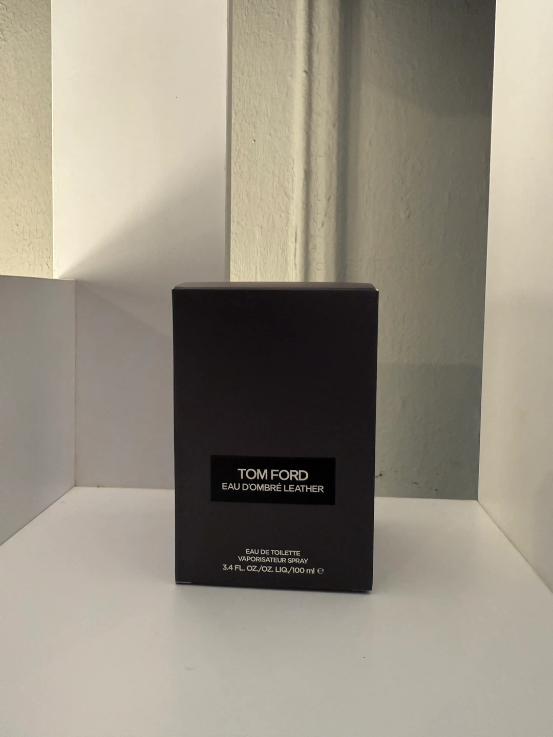 Tom Ford Eau de Ombre Leather Eau Touilete - photo 2