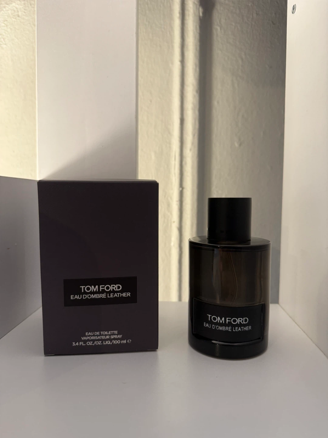 Tom Ford Eau de Ombre Leather Eau Touilete