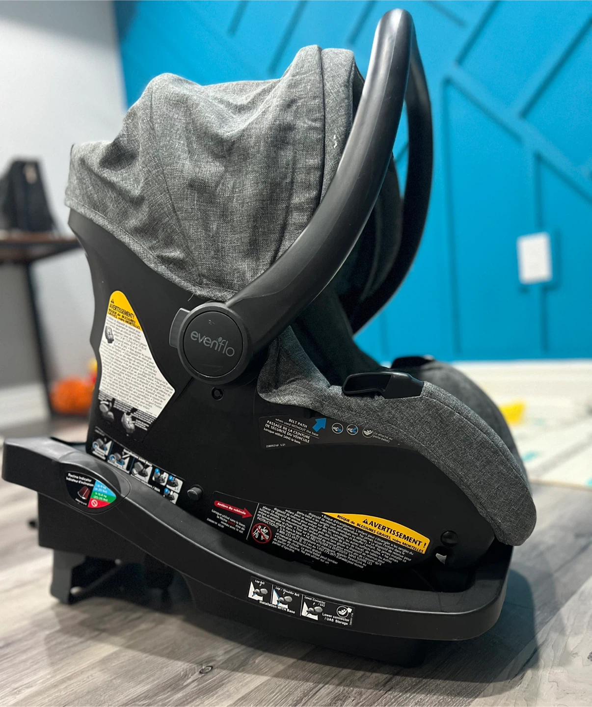 Evenflo Infant Car Seat with Base