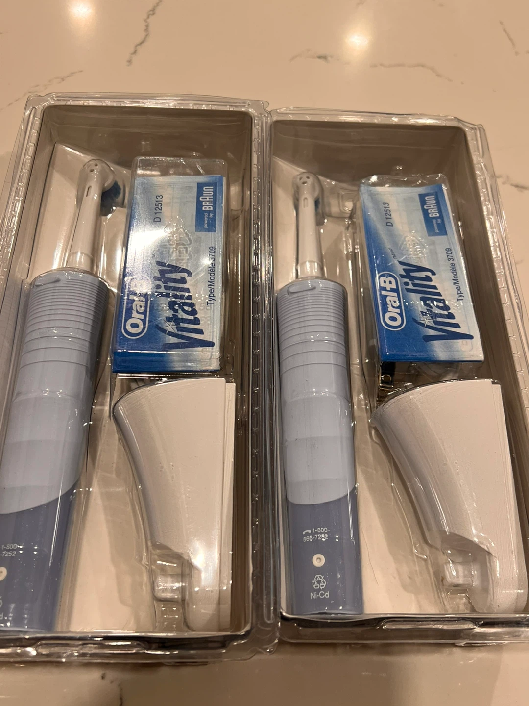 Oral B Vitality - Electric Toothbrush - photo 2