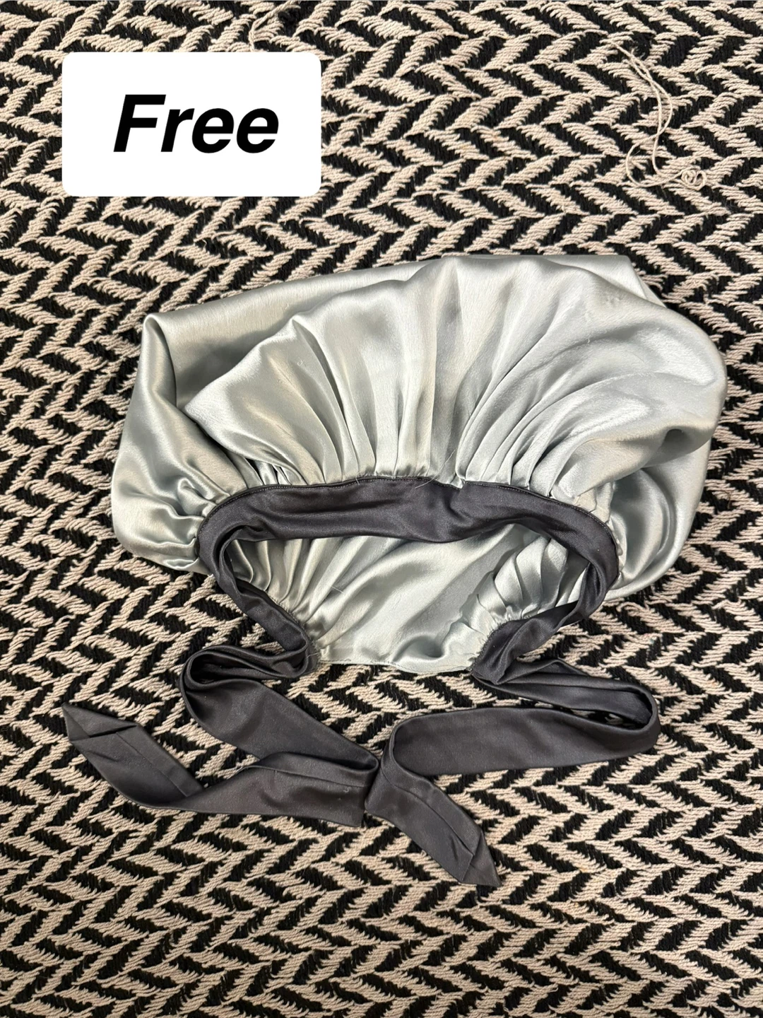 Bonnet - Free!