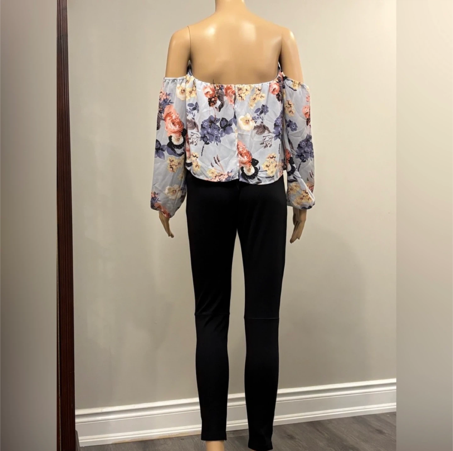 Light Blue Floral Off-the-Shoulder Blouse - photo 3