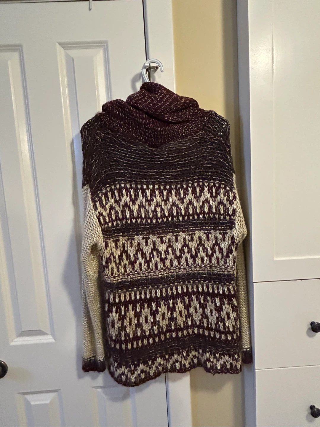 Love & Liberty Women's Knit Sweater - photo 4