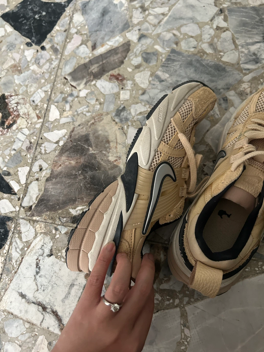 Nike Women's V2K - photo 5