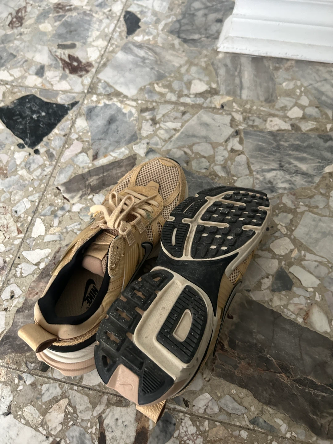 Nike Women's V2K - photo 3