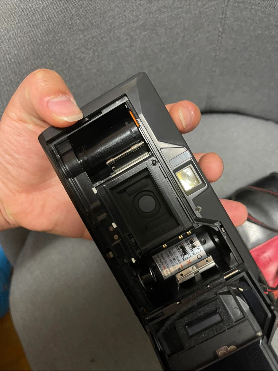 Yashica Film Camera with Case - photo 4