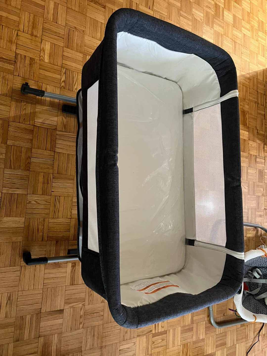 LIVINGbasics bassinet for baby, grey