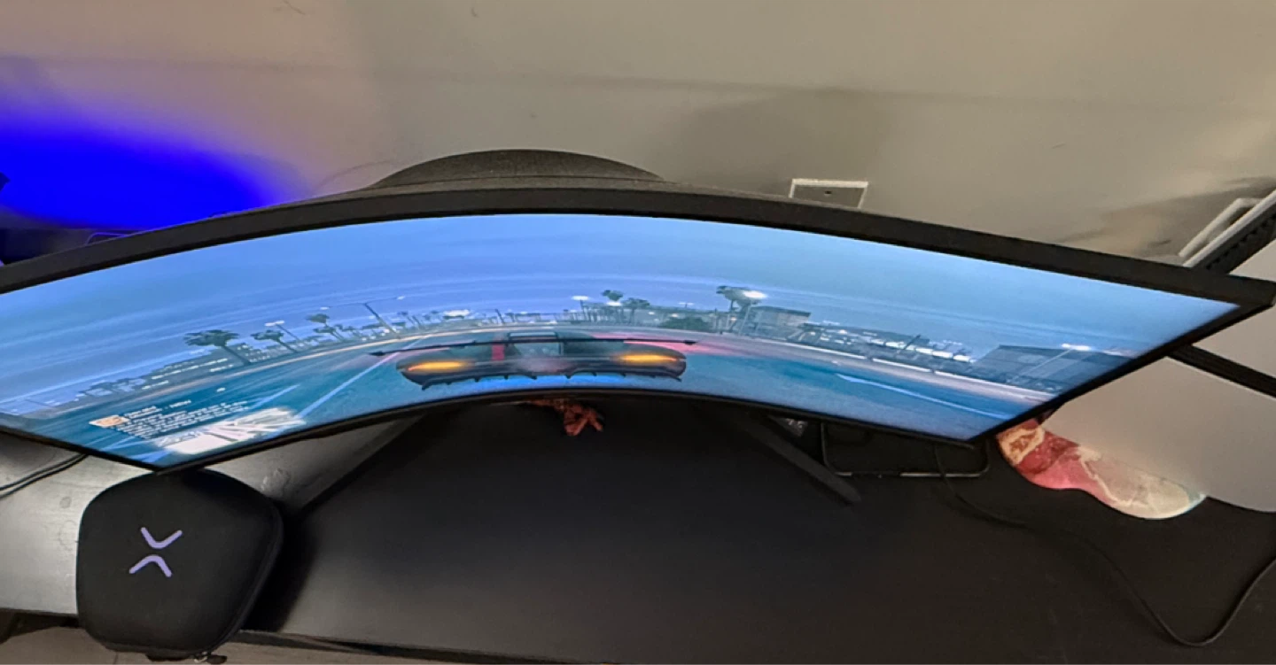 Samsung Odyssey G5 34inch Curved Monitor - photo 2