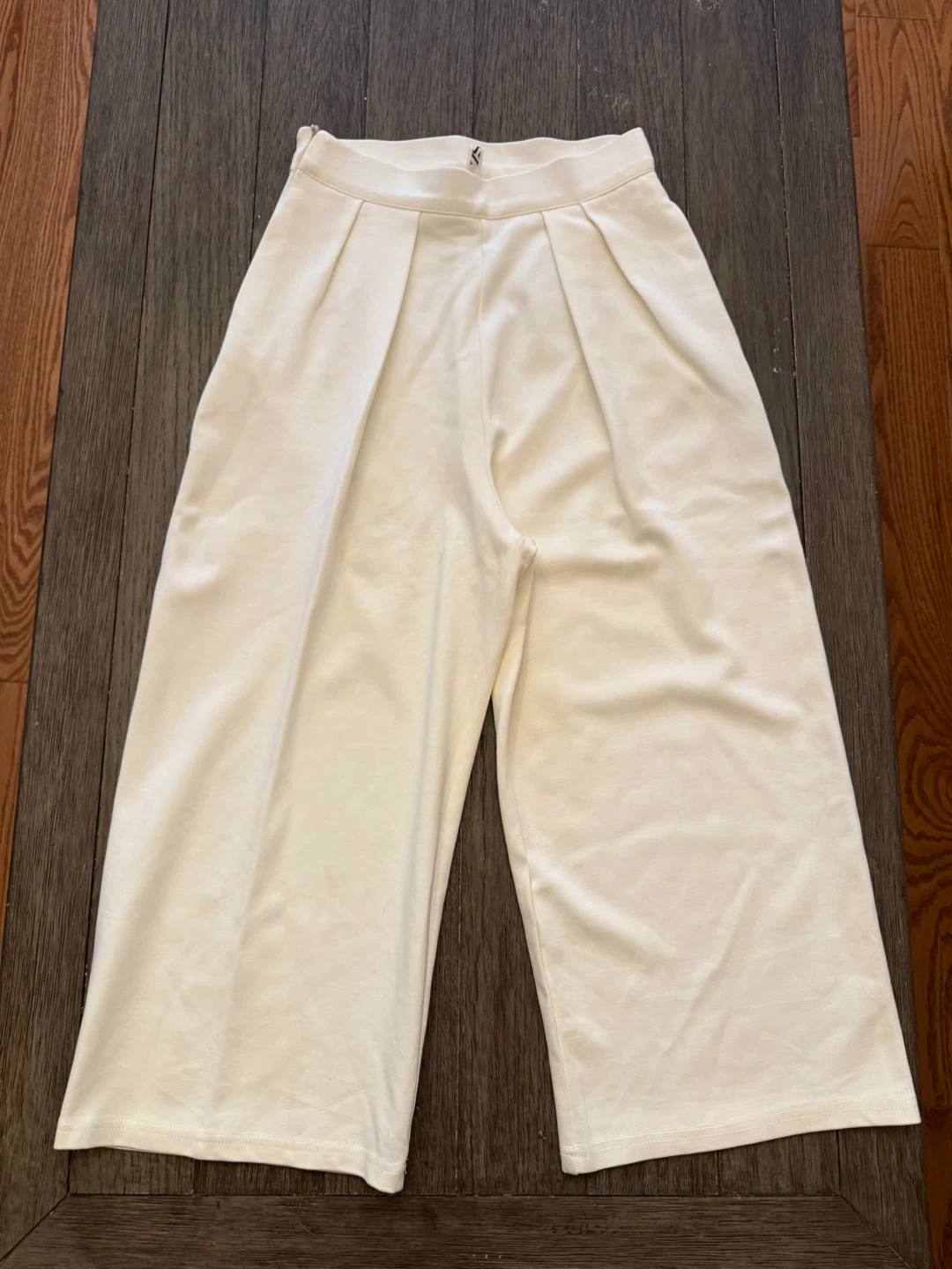 Cream Cropped Wide-Leg Pants Size S