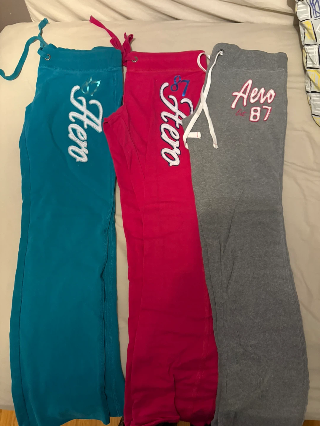 Low rise Aeropostale Jogging Pants - Set of 3