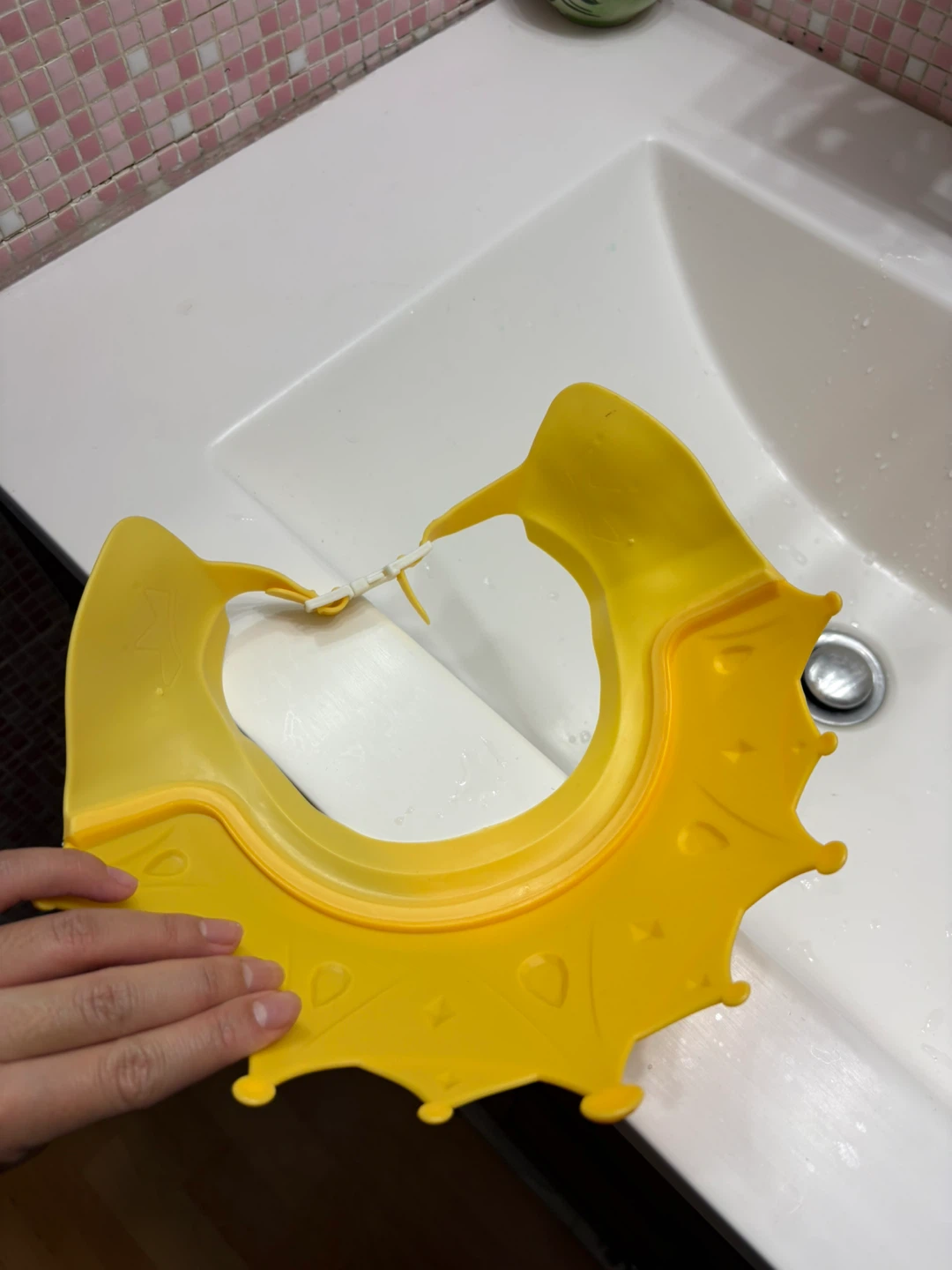 Yellow Crown Shaped Baby Shower Cap - photo 3