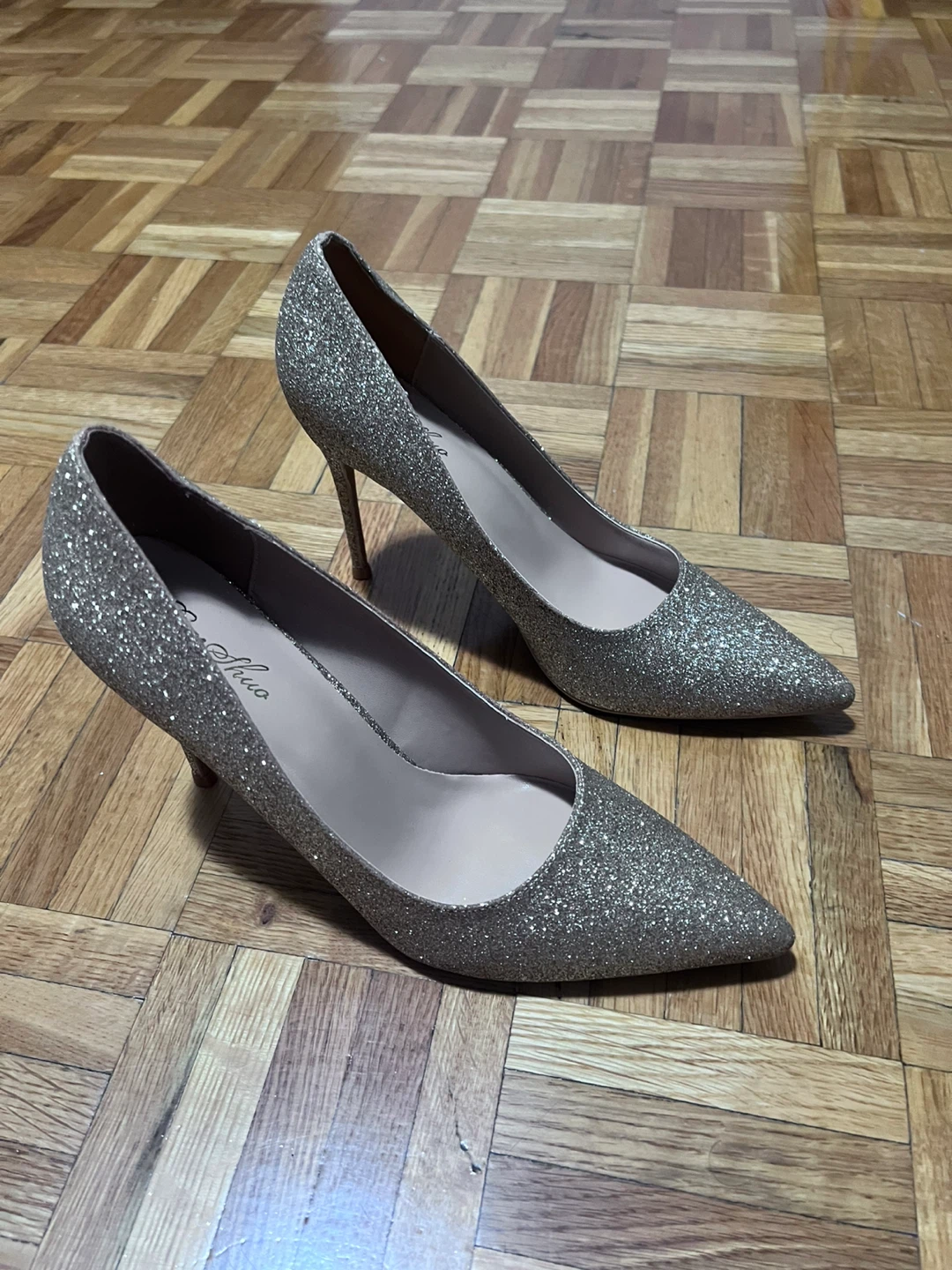 Sparkly Pointed Toe Heels