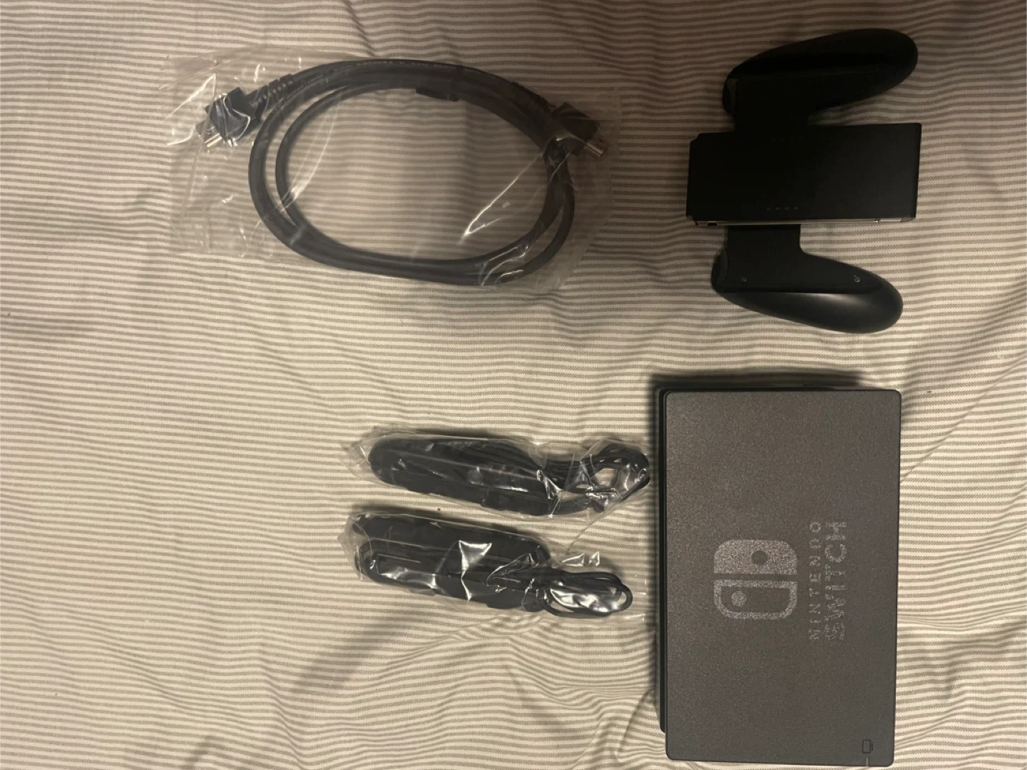 Nintendo Switch Console with Games - photo 4