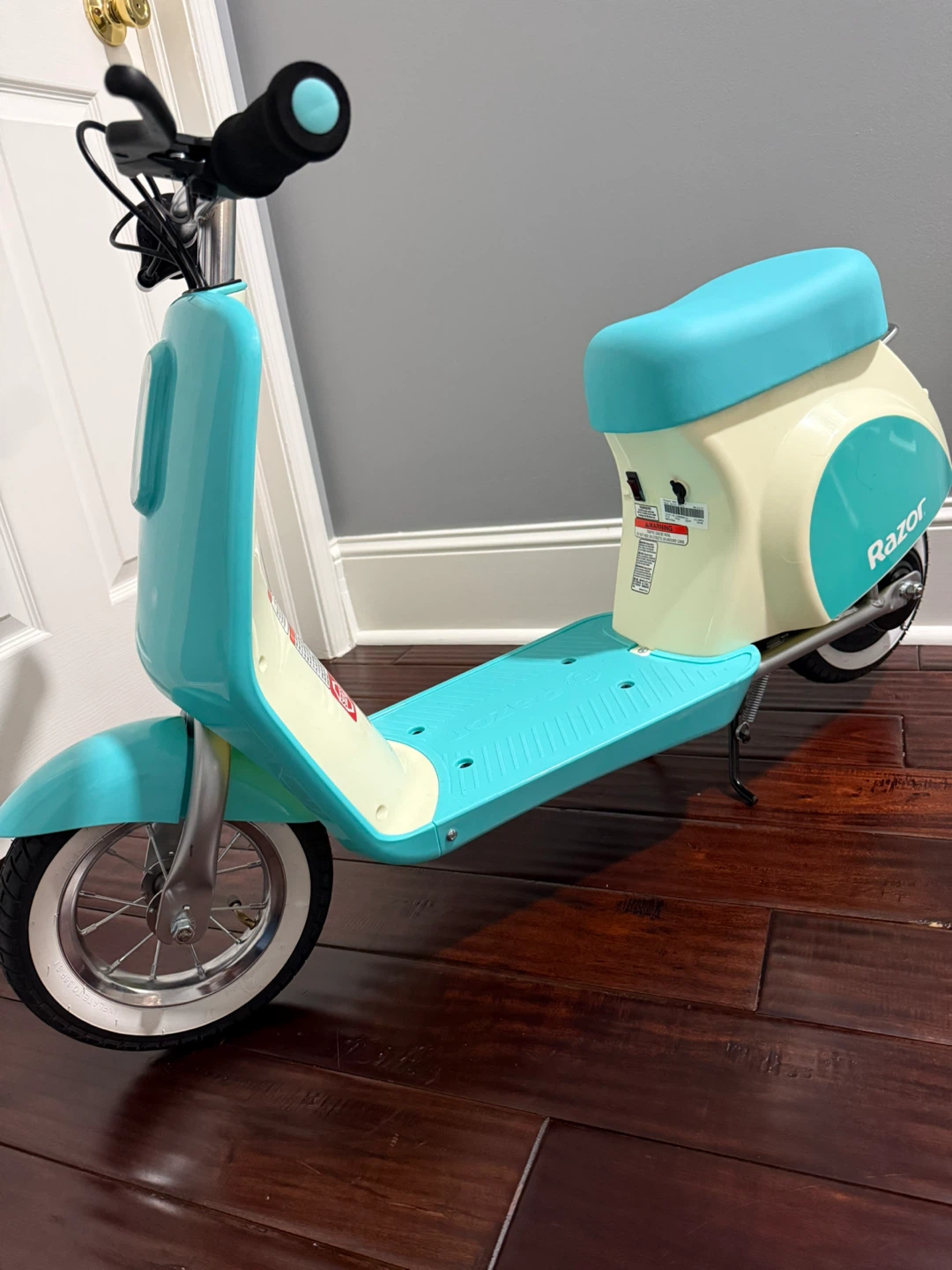 Razor Pocket Mod Petite Electric Scooter - Petite Blue - photo 2