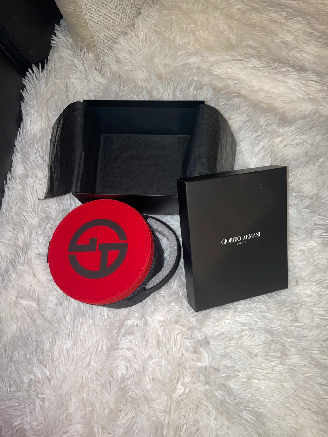 Giorgio Armani Red Makeup Bag/Case - photo 4