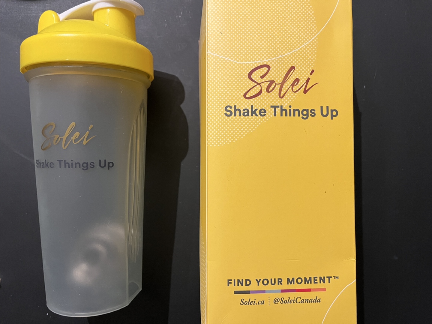 Shaker Bottle with Box