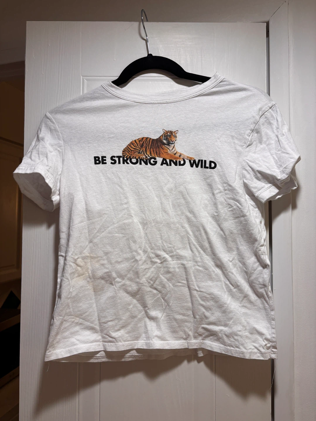 Zara White "Be Strong and Wild" Tiger T-Shirt Size S