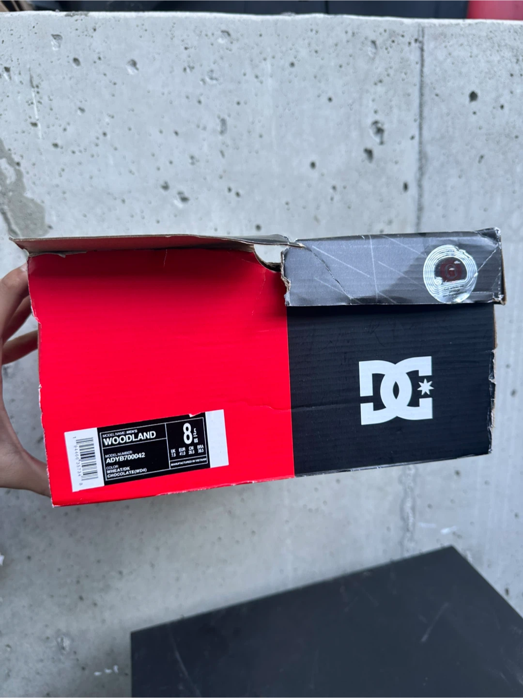 BRAND NEW W BOX DC Shoes Woodland Boots - Size 8.5 - photo 5