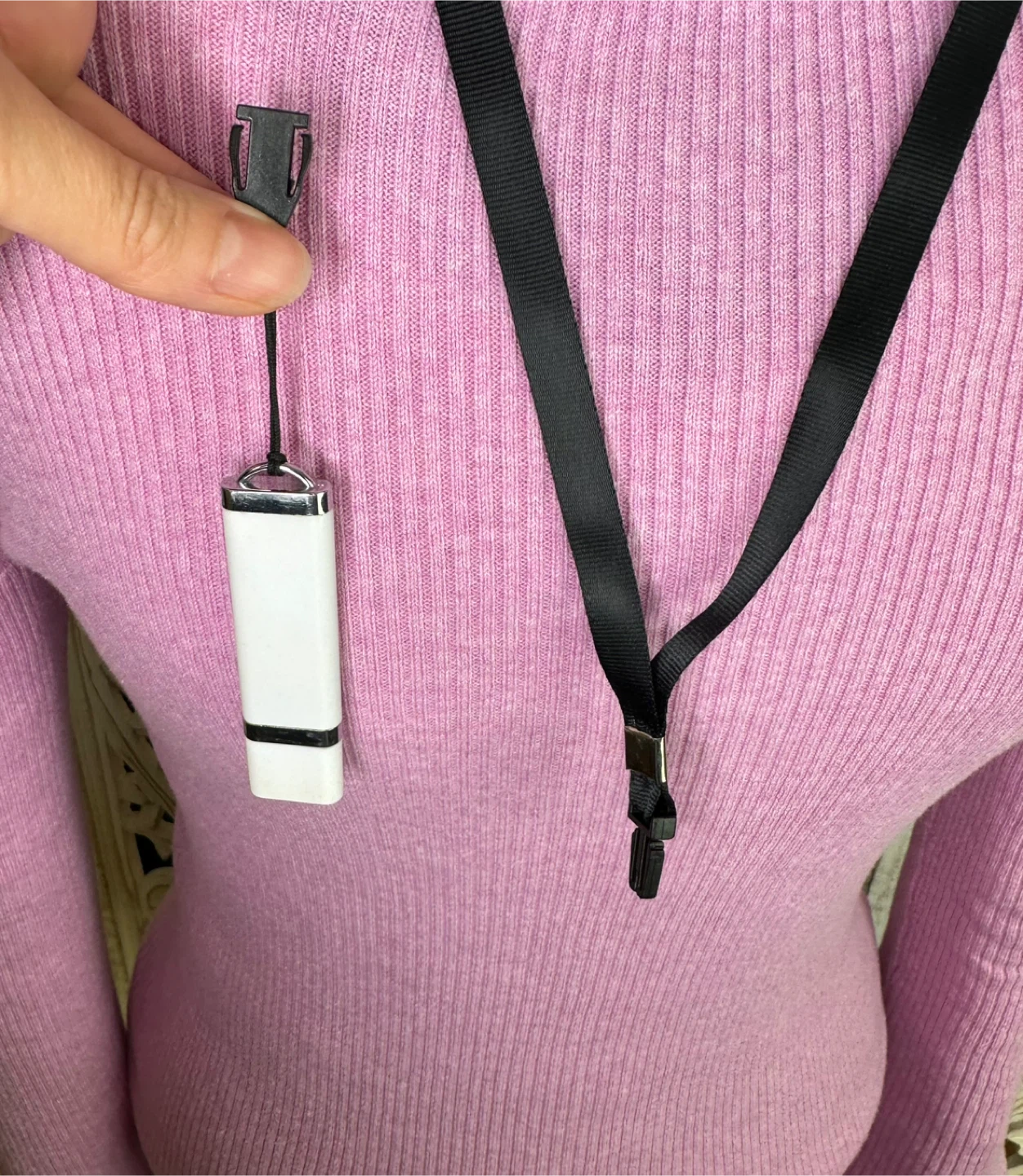 Black Strap Lanyard w/ removable clip for keys id usb drive - photo 4