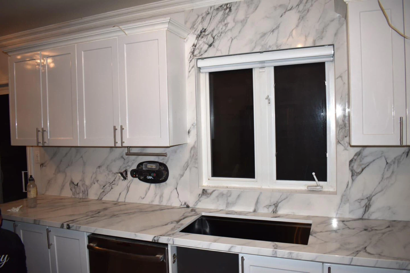 White and Grey Marble Contact Paper for Kitchen and Bathroom - photo 2